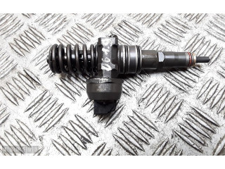 Форсунка 038130073AG    Volkswagen Jetta V   