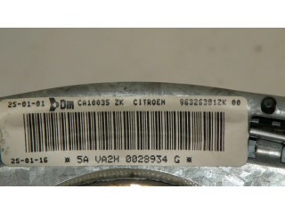Подушка безопасности водителя 96326381ZK, CA10035 Citroen C5