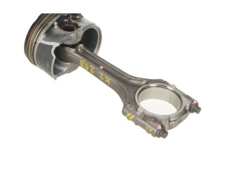 Шатун 06H198401D Audi Q3 F3