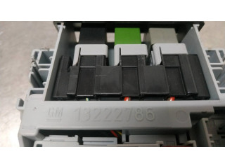 Pojistková skříňka 13222786 Chevrolet Cruze 2013