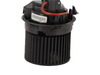 Вентилятор печки    272107379R   Dacia Sandero