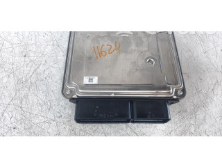Блок управления двигателя 3L906018SJ Audi A4 Allroad