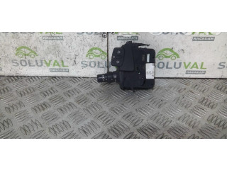 Ручка стеклоочистителей 8201590631 Renault Clio III