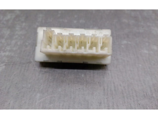 Pojistková skříňka A0009820512 Mercedes-Benz GLA W156 2016