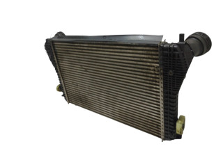 Интеркулер  3C0145805R, N6882002   Volkswagen PASSAT CC 
