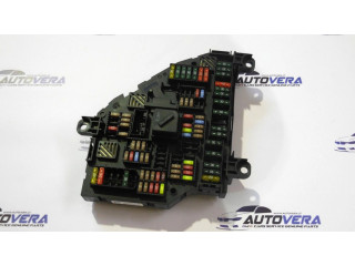   Pojistková skříňka 9210857   BMW 7 F01 F02 F03 F04 2010