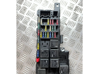 Блок предохранителей 518828108, 30728008   Volvo S80    