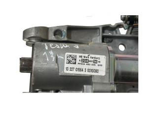 Рулевая рейка A2044601416, 1322701564 Tesla Model S 2012 - года