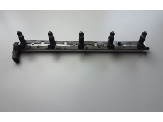 Топливная рампа 31355799 Volvo S60 для двигателя B 5254 T5