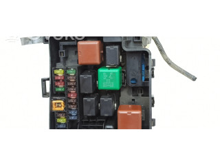 Блок предохранителей  3284, 3933   Lexus LS 430    