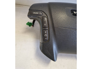 Подушка безопасности водителя 8626843   Volvo V70