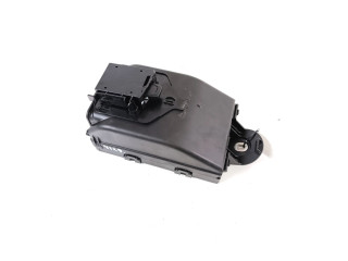 Pojistková skříňka 32209198 Volvo V60 2019