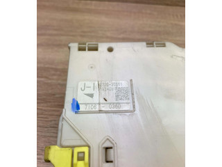 Pojistková skříňka 8273030B61, 8267230070 Lexus GS 300 350 430 450H 2005