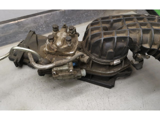 Топливная рампа 0438121011, 026133353 Audi 80 90 B3