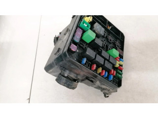 Блок предохранителей pr07400000 Mitsubishi Outlander