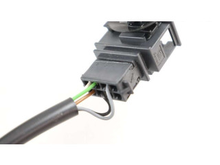 Зеркало электрическое Skoda Fabia Mk2 (5J) 2007 - 2014 года