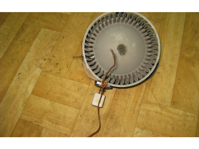 Вентилятор печки Mitsubishi Lancer