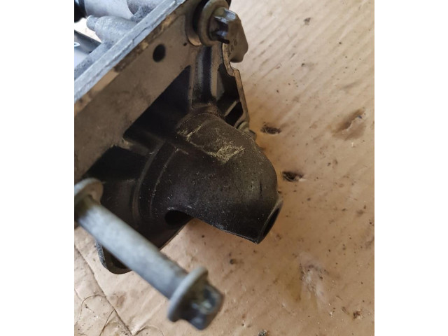 Стартер 7638192 BMW 1 F20 F21 2011 - 2019 года