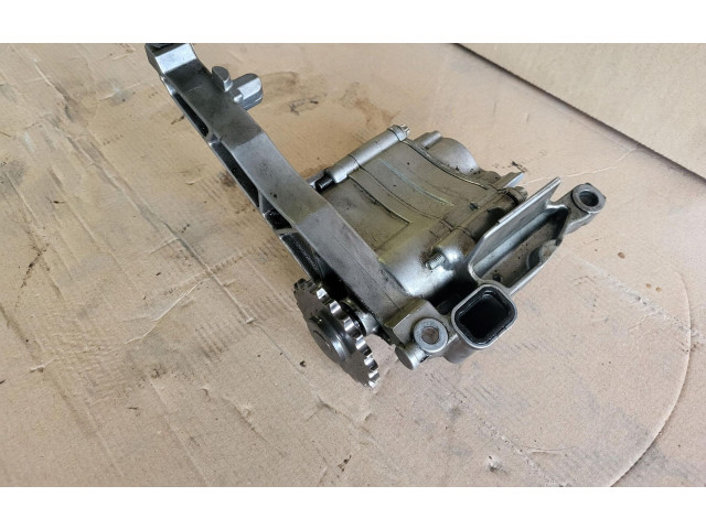 Čerpadlo oleje A6421810547   Mercedes-Benz C W204   