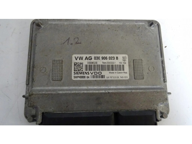 Блок управления двигателя 03E906023B Skoda Fabia Mk2 (5J)