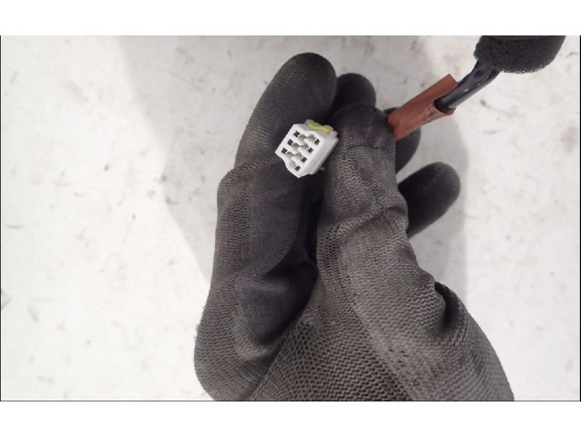 Zpětné zrcátko Mitsubishi Pajero 2003 MR978904