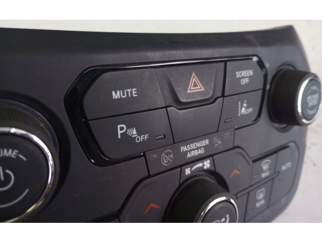 Блок управления климат-контролем    Jeep Renegade