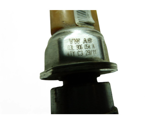 Vstřikovací lišta 03L130089B, 03L906054A Volkswagen Caddy CAY