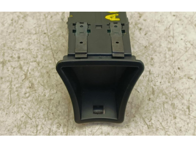 Дисплей 29822501112 Alfa Romeo 166