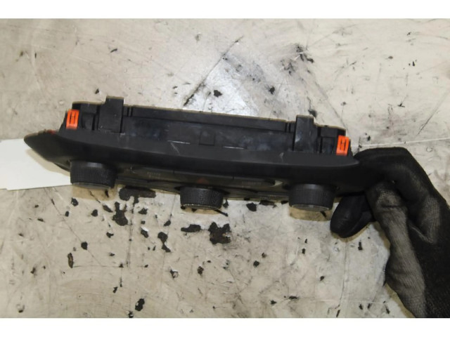 Блок управления климат-контролем    Jeep Renegade