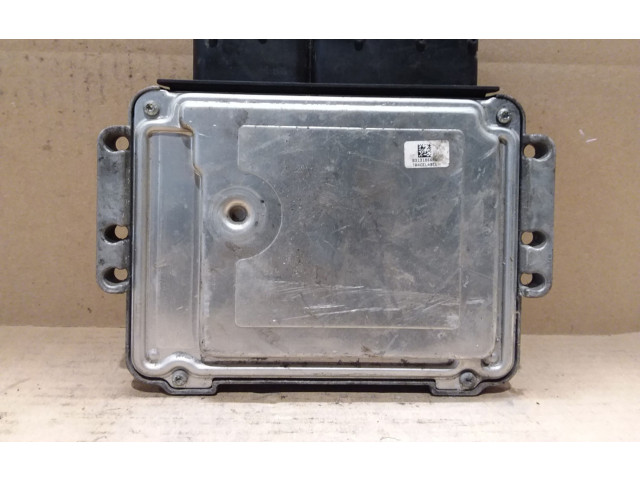 Блок управления двигателя 0281013570 KIA Ceed