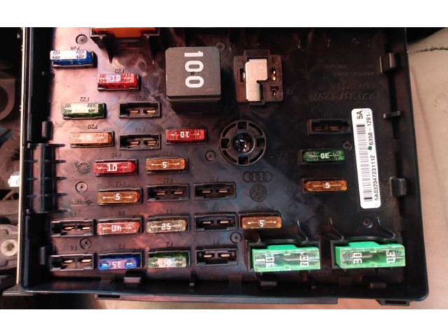 Pojistková skříňka Řídící jednotka BSM 5A032047231112   Volkswagen Tiguan 2013