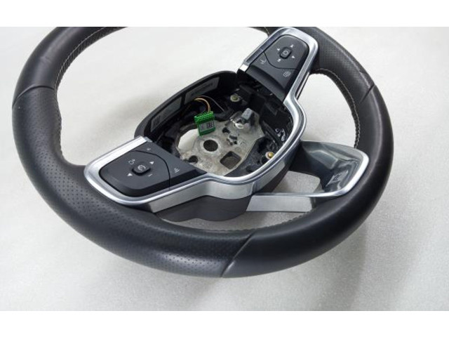 Руль Volvo XC40 - года 34232263C, 31455409