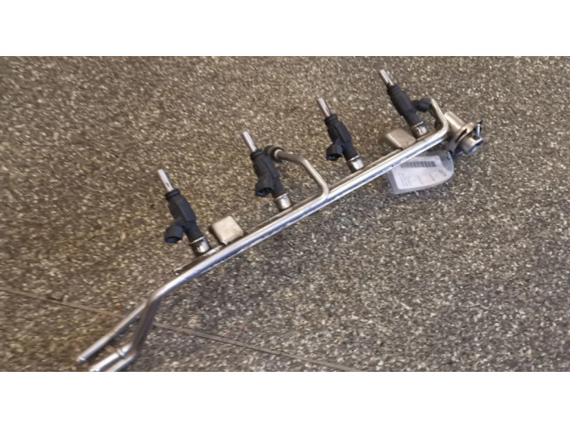 Комплект форсунок 0280157006    Audi A4 S4 B5 8D для бензинового двигателя  1.8