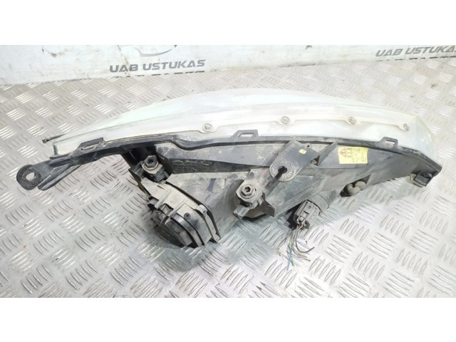 Передняя фара