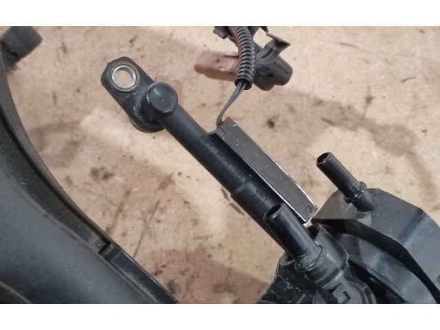 Всасывающий коллектор 9676212480 Peugeot 2008 I