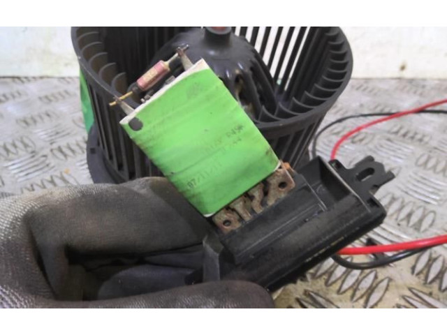 Вентилятор печки 7701067982 Renault Twingo II