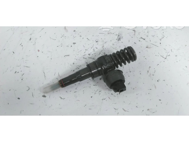 Vstřikovač 038130073BN, 038130073BL   Volkswagen Caddy    BST 