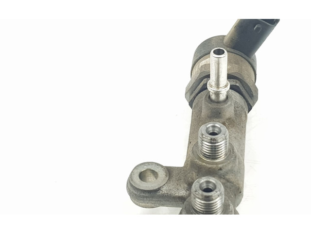 Топливная рампа G4D39D280AA, AJ813370 Jaguar XE