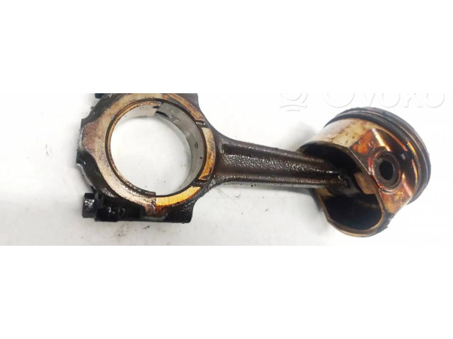 Píst 46472075, E737 Fiat Punto (188) pro benzínový motor 1.2