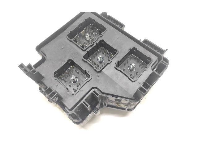 Блок предохранителей 919502B400   Hyundai Santa Fe    