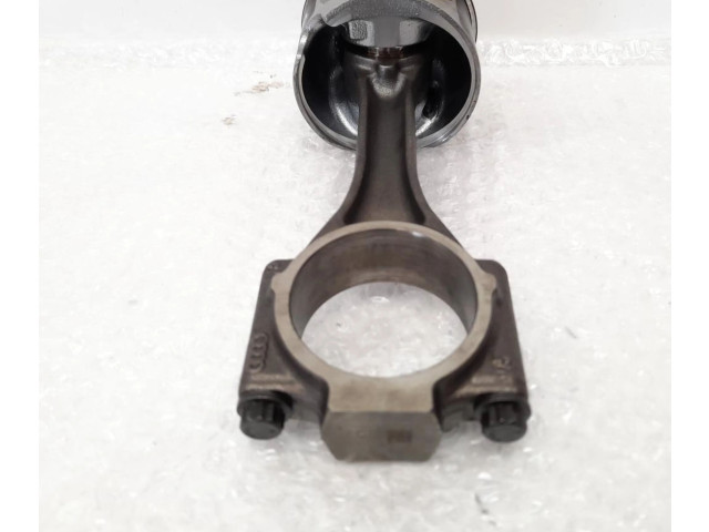 Píst Seat Ibiza III (6L)