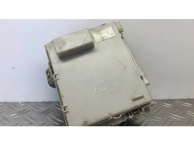   Pojistková skříňka 8267030250, 5E270489   Lexus GS 300 350 430 450H 2007