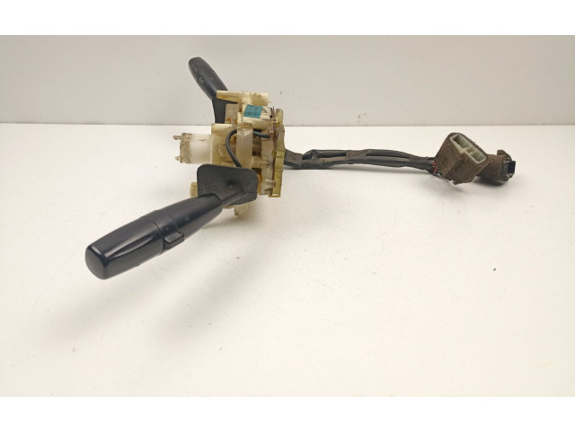 Ручка стеклоочистителей 0K2DK66120, 47331F1000   KIA Shuma