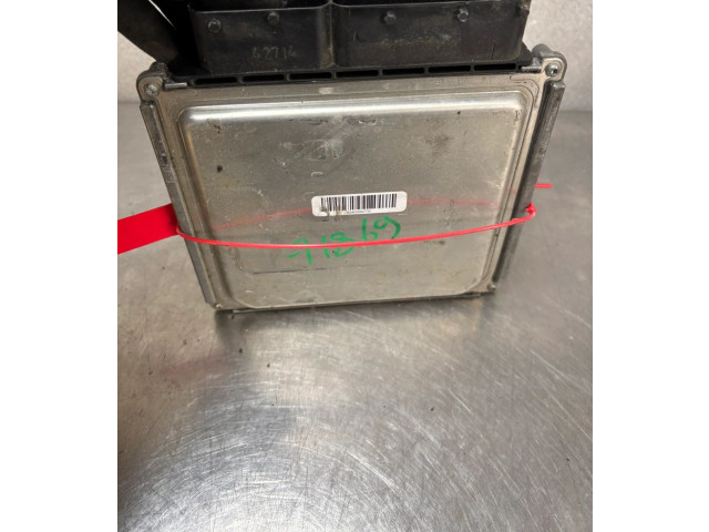 Блок управления Skoda Fabia Mk3 (NJ)