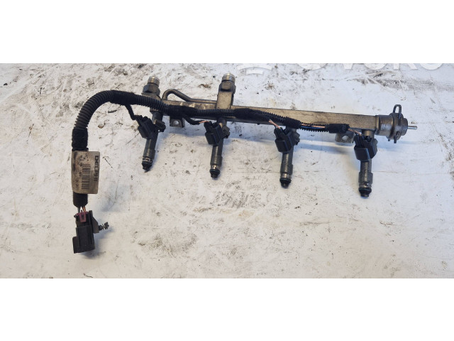 Топливная рампа 55556681, 55560105   Saab 9-3 Ver2   для двигателя B207R