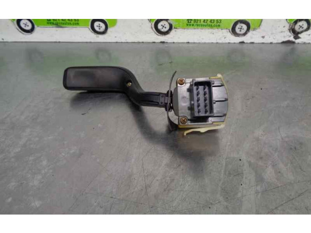 Ручка стеклоочистителей 4617478 Saab 9000 CS