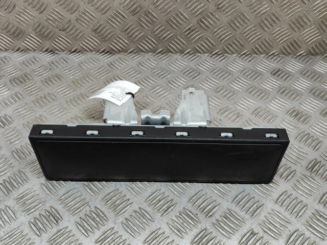 Подушка безопасности для колен 57C880841 Skoda Karoq