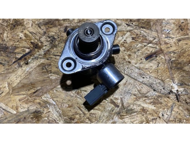 Vstřikovací čerpadlo 13517595339, 0261520144 BMW 5 F10 F11 pro benzínový motor 4.4 N63