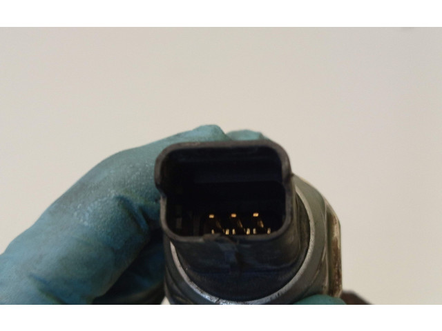 Топливная рампа 9685297580, 28497Z01   Ford Fiesta  