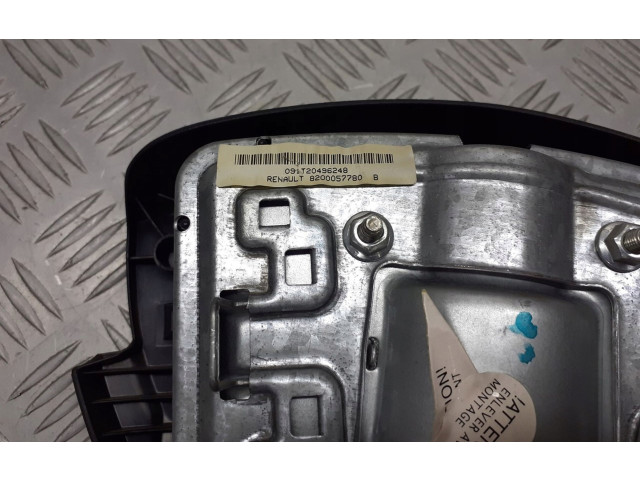 Подушка безопасности водителя 8200057780 Renault Clio II